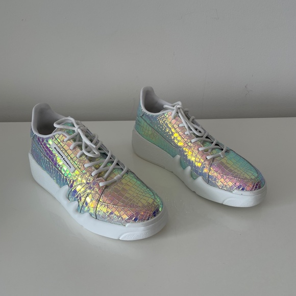 Giuseppe Zanotti Men's Crocodile Sneakers - Picture 2 of 4